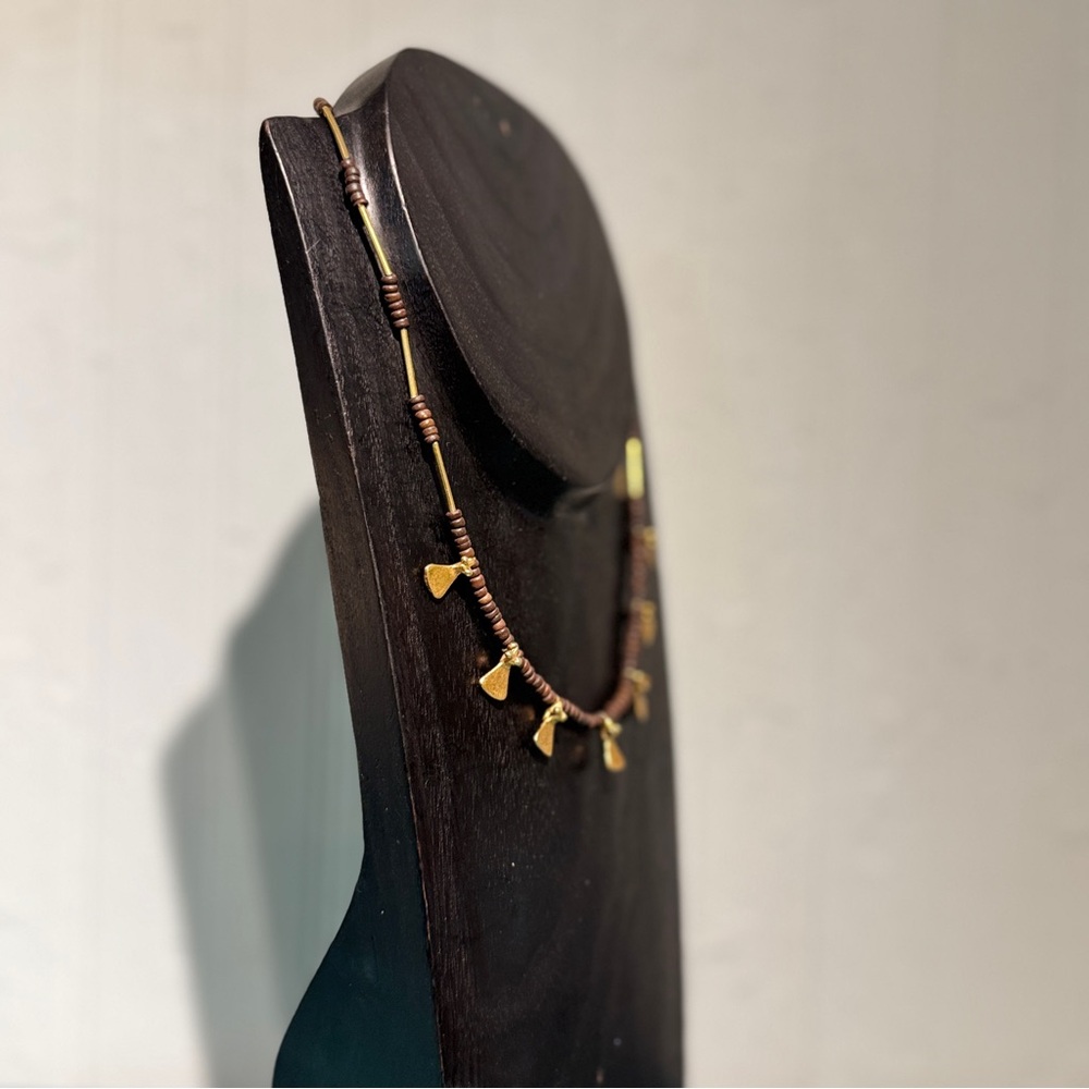 Pre-Colombian Gold and Wood Beaded Necklace - Picture 6 of 6